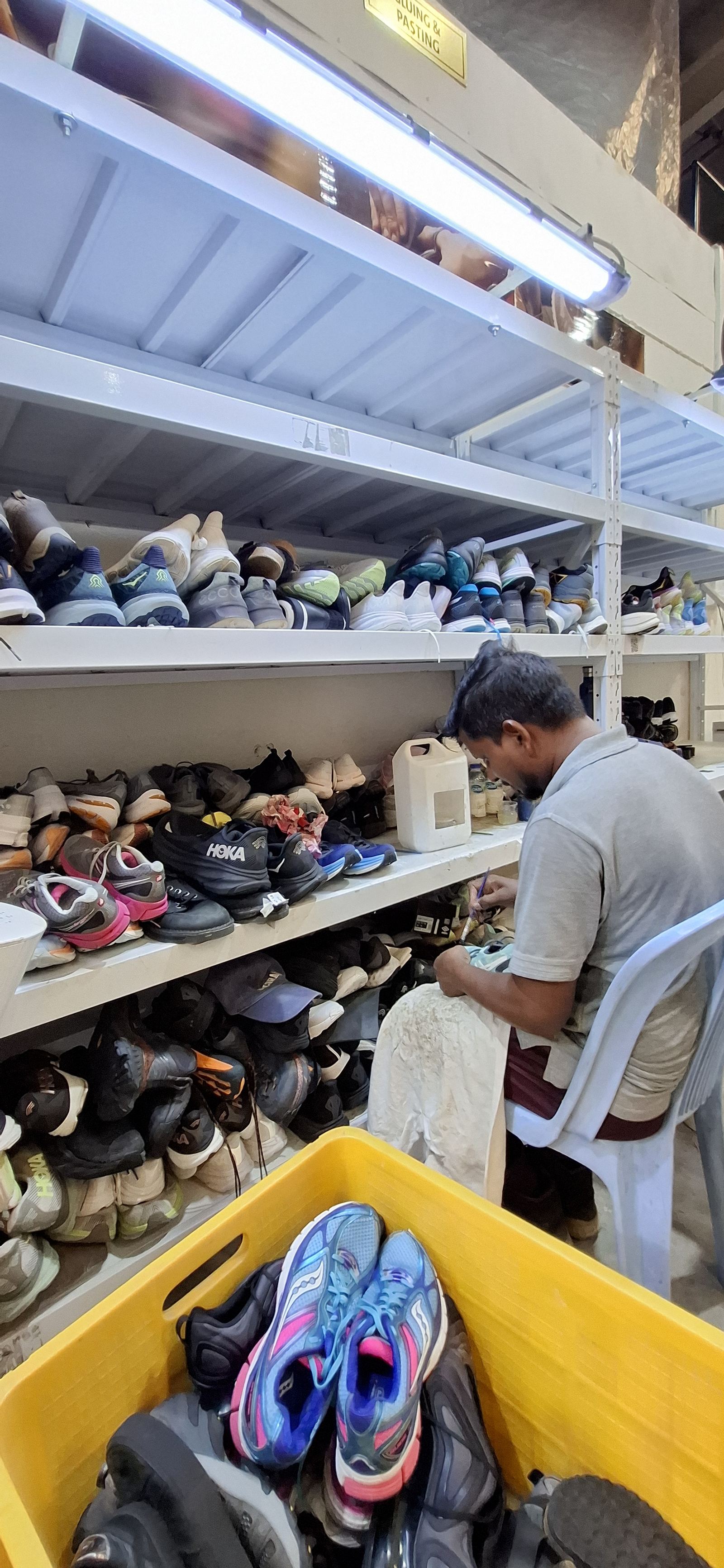 Graded pairs on racks